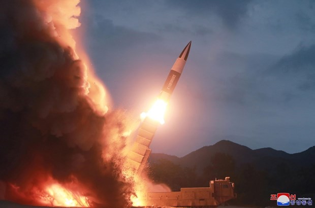 Vũ khí chiến thuật mới được Triều Tiên thử nghiệm ngày 10/8/2019. (Ảnh: THX/TTXVN)