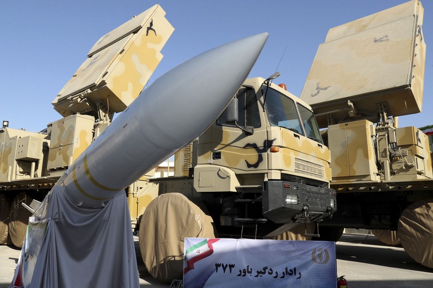 Iran tuyên bố hệ thống tên lửa Bavar – 373 mạnh hơn S-300, tiệm cận S-400