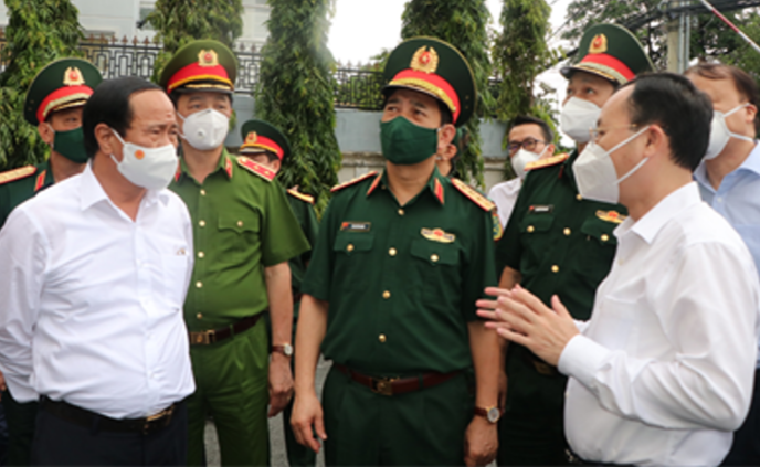 Phó Thủ tướng Lê Văn Thành cùng Bộ trưởng Quốc phòng vào TPHCM chống dịch