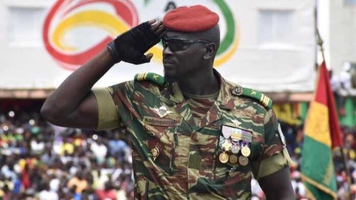 Chỉ huy lực lượng đặc nhiệm Guinea, đại tá Mamady Doumbouya 