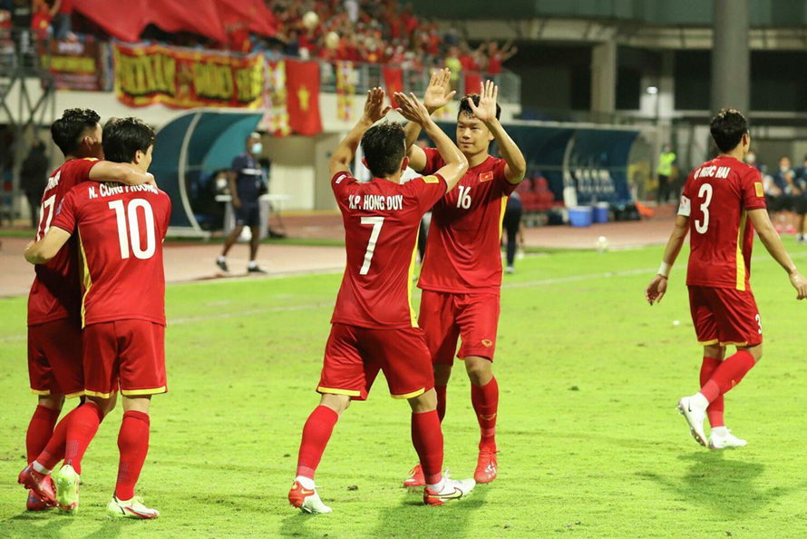 Vì sao đội tuyển Việt Nam vẫn đứng đầu bảng B dù thua kém hiệu số so với Indonesia?