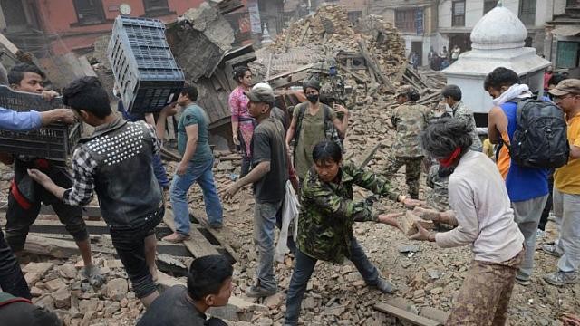 Mỹ, EU đồng loạt lên tiếng hỗ trợ Nepal sau thảm họa động đất