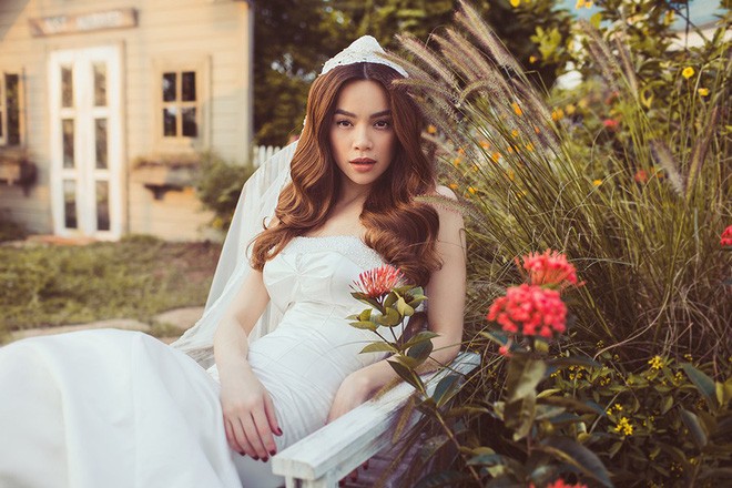 Hồ Ngọc Hà tung ảnh cưới đẹp như thiên thần trong ngày sinh nhật