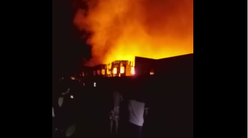 Cháy dữ dội ở phim trường Hoành Điếm, ít nhất 2 người chết