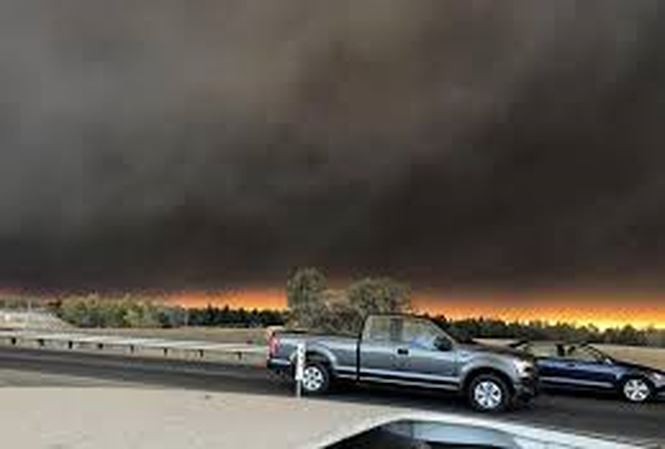 Hiện trường vụ cháy rừng thảm khốc tại bang California (Mỹ) 