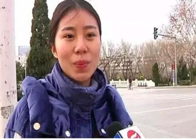 Cô gái có tên Zhang Xiaoying (20 tuổi) sống ở thành phố Phụ Dương, tỉnh An Huy, Trung Quốc.