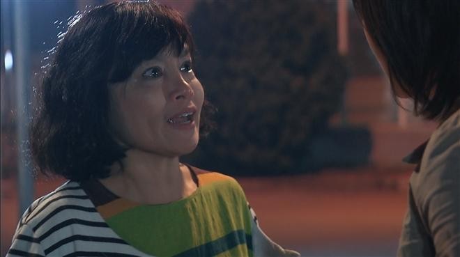 Tú Oanh vào vai bà Bích trong phim 'Hương vị tình thân'.