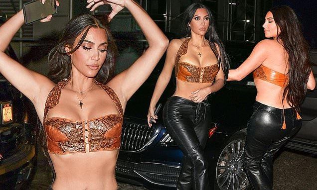 Kim Kardashian khoe ngực đầy 'nóng mắt' trên phố