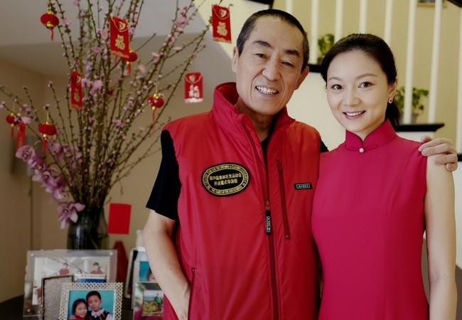Showbiz 14/11: Hôn nhân thị phi của Trương Nghệ Mưu và vợ kém 31 tuổi
