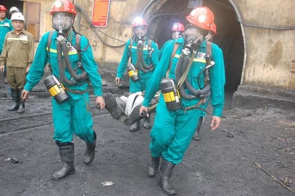 Công nhân bị điện giật tử vong trong hầm lò ở Cẩm Phả