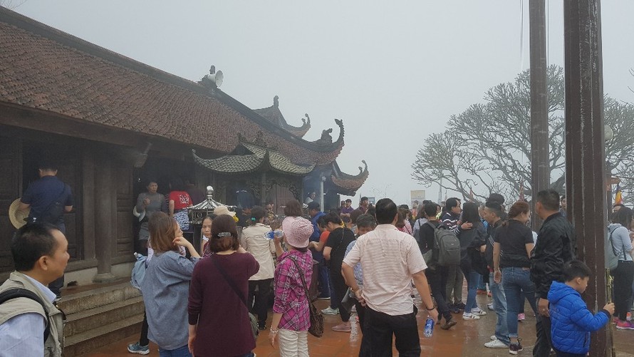 Rằm tháng Giêng, lò đốt vàng mã nguội lạnh tại nhiều chùa Quảng Ninh