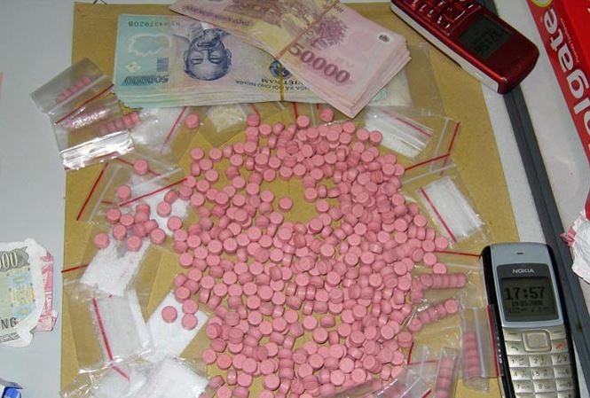 Bắt đối tượng vận chuyển ma túy thuê sang Trung Quốc