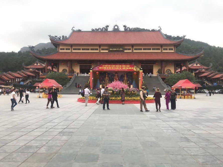 Sáng nay, Quảng Ninh họp báo vụ 'vong báo oán' ở chùa Ba Vàng 