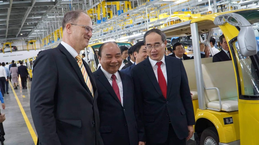 Thủ tướng dự lễ Khánh thành nhà máy ô tô Vinfast