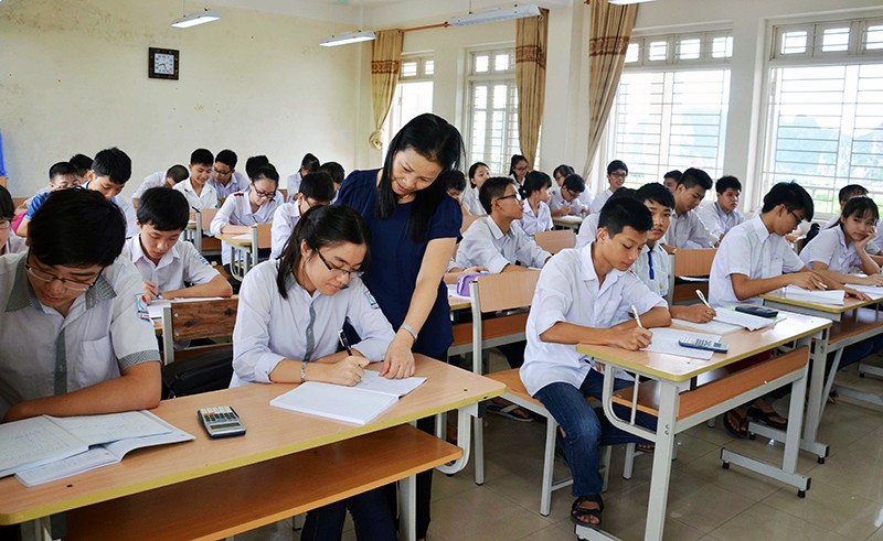 Quảng Ninh là địa phương đầu tiên cả nước cho học sinh đi học trở lại