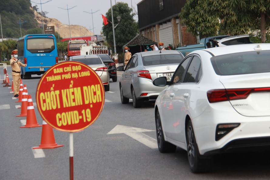 Từ 12h trưa nay, Quảng Ninh cho phép xe khách hoạt động trở lại