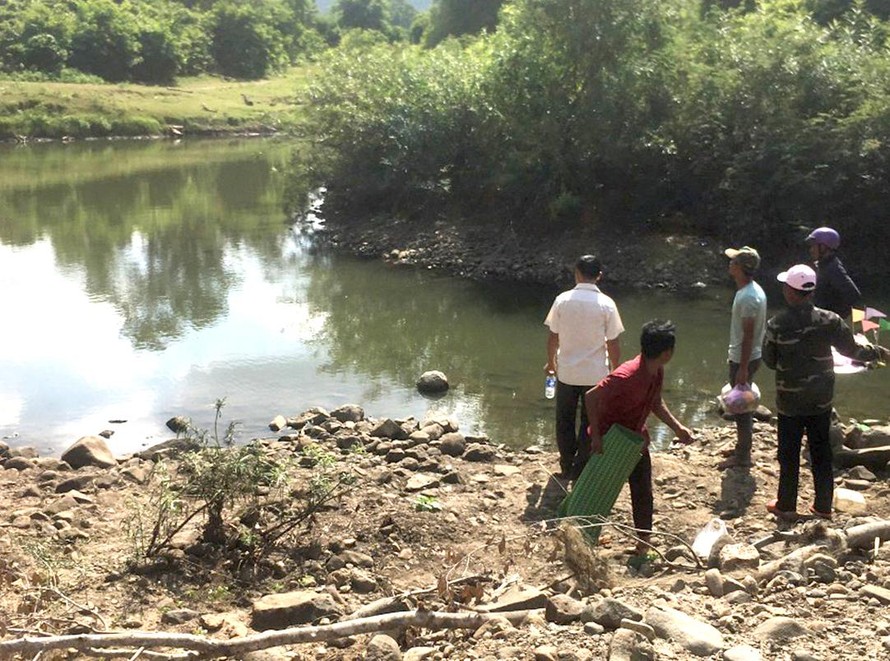 Khu vực suối ở làng Hek nơi 3 em nhỏ bị đuối nước