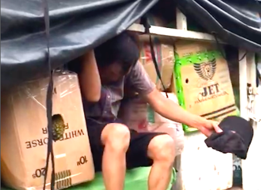 Một trường hợp lẩn trốn trong xe tải để vượt chốt 110 tại Gia Lai bị phát hiện