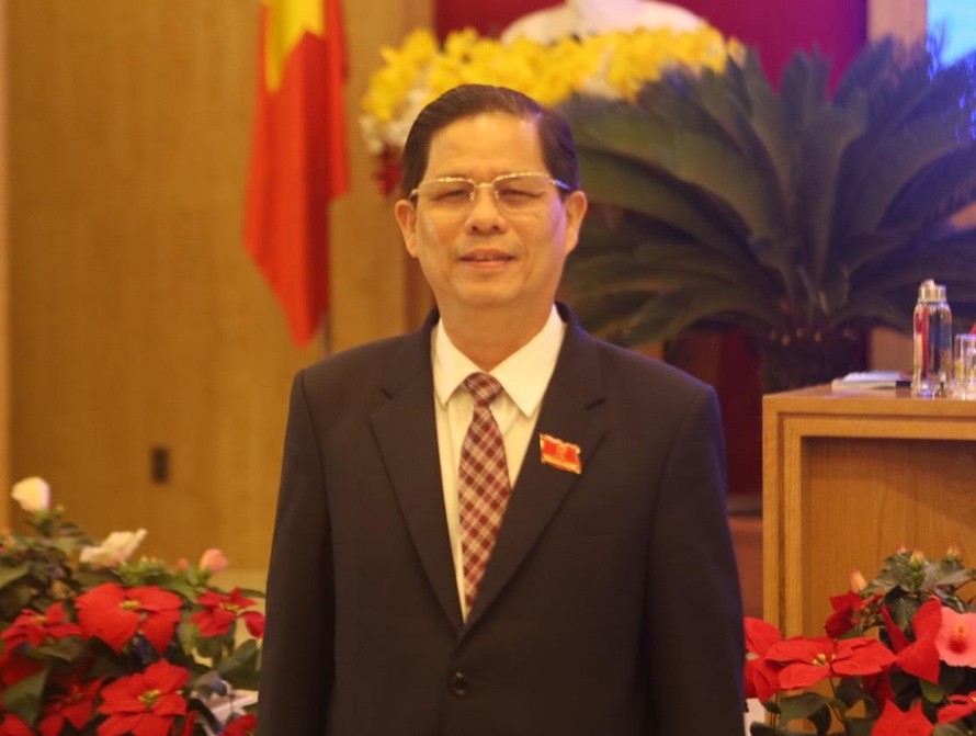 Ông Nguyễn Tấn Tuân tái đắc cử Chủ tịch UBND tỉnh Khánh Hoà. Ảnh C.H