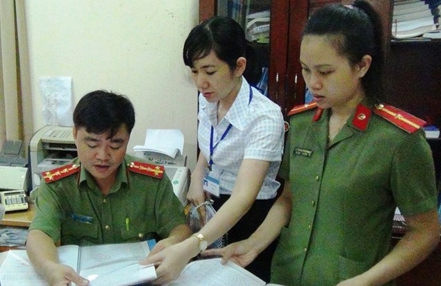 Đoàn đã tiến hành kiểm tra sổ đăng ký văn bản mật ở một số cơ quan tại Bình Phước.