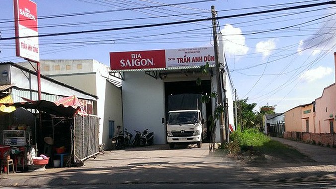 Nhà số 598 B5 Nguyễn Thị Định, phường Phú Khương, thành phố Bến Tre, hiện đang sử dụng để kinh doanh bia. Ảnh: Lâm Phương /Soha.