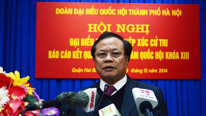 Bí thư Thành ủy Hà Nội Phạm Quang Nghị phát biểu tại buổi tiếp xúc cử tri. Ảnh: PV.