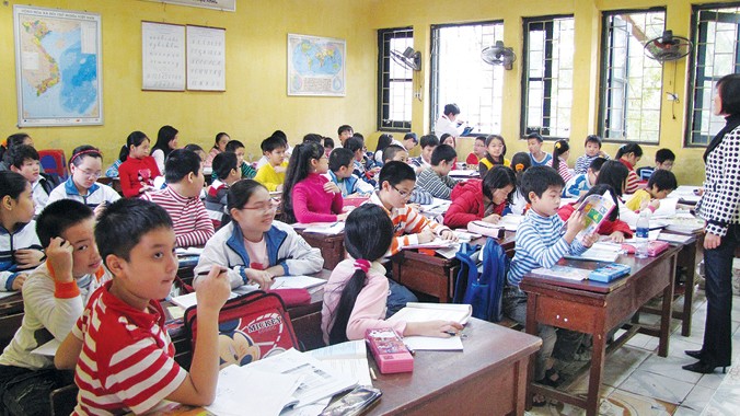 Học sinh lớp 5 trường Nguyễn Siêu sẽ phải làm bài test IQ, EQ để vào lớp 6. Ảnh: Hồng Vĩnh.
