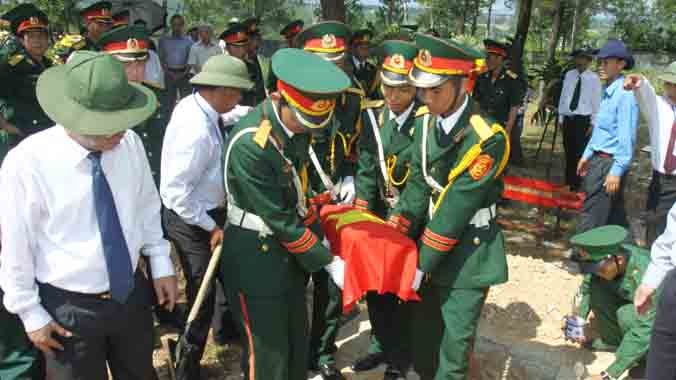 An táng quân tình nguyện, chuyên gia Việt Nam hy sinh tại Lào