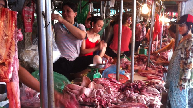 Giá thực phẩm tại thành phố Hồ Chí Minh và Hà Nội đã bắt đầu tăng. Ảnh: LN.