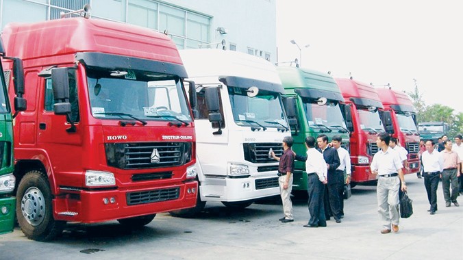 Xe tải trọng lớn Trung Quốc nhập vào Việt Nam trong 6 tháng đầu năm cao bất thường. Ảnh: PV.