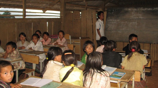 Một lớp học ghép tại bản Sài Khao, xã Mường Lý, huyện Mường Lát (Thanh Hóa). Ảnh: Hoàng Lam.