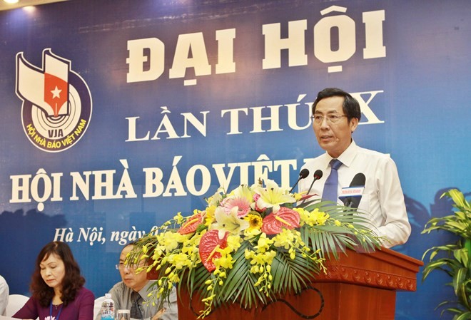 Nhà báo Thuận Hữu phát biểu tại Đại hội Hội Nhà báo Việt Nam lần thứ X