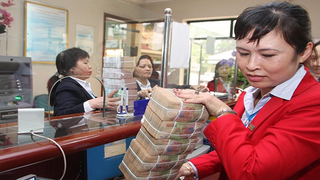 Mở ngân hàng “con” thương hiệu VietinBank đang đi ra nước ngoài. Ảnh: Trần Việt.