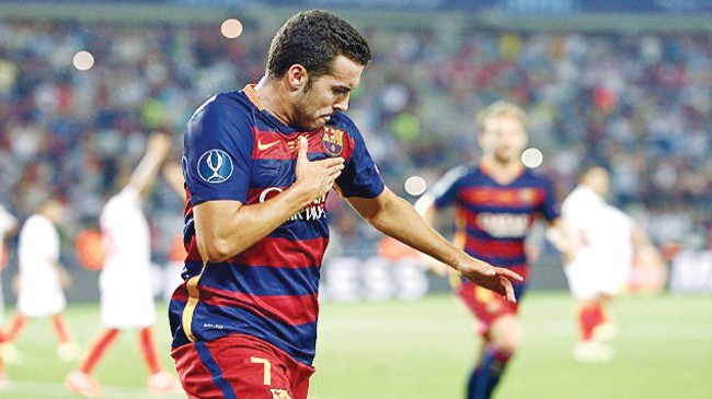 Pedro ăn mừng bàn thắng mang lại chiến thắng cho Barcelona ở trận Siêu cúp châu Âu rạng sáng 12/8. Ảnh: EMPICS SPORT.