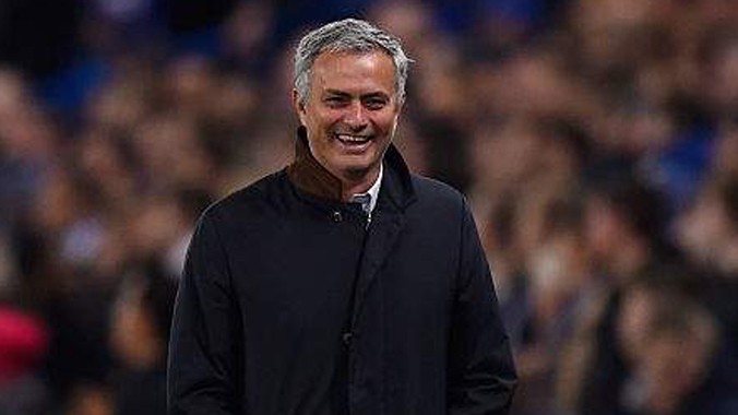 Nụ cười đã trở lại trên môi HLV Mourinho. Ảnh: GETTY IMAGES.