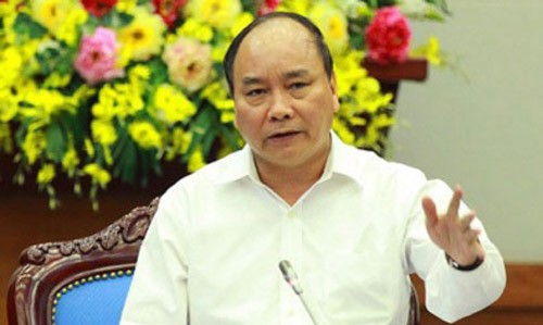 Phó Thủ tướng Nguyễn Xuân Phúc yêu cầu UBND tỉnh Thanh Hóa xem xét, giải quyết yêu cầu, nguyện vọng của bà con ngư dân phù hợp với chính sách, pháp luật và điều kiện thực tế địa phương. 