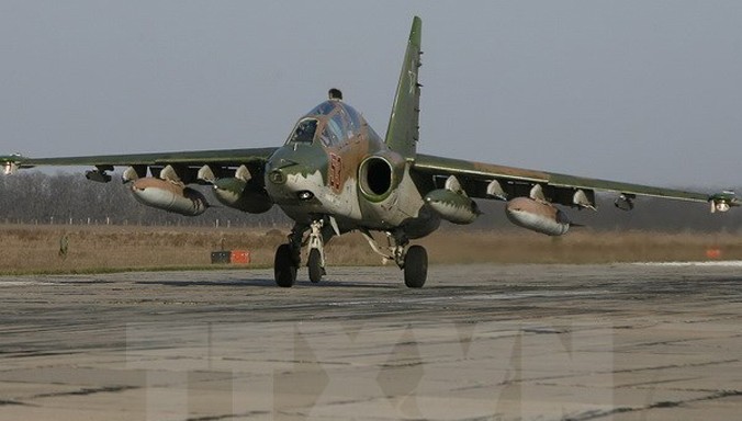 Máy bay chiến đấu Su-25 của Nga về tới căn cứ không quân Krasnodar sau khi rút khỏi căn cứ ở Syria. Nguồn: AFP/TTXVN.