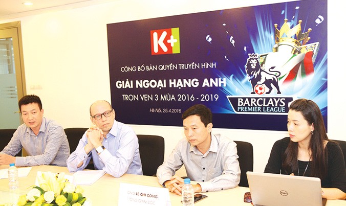 Lãnh đạo K+ công bố thông tin về bản quyền truyền hình EPL tại Việt Nam trong 3 mùa 2016-2019. Ảnh: VP.