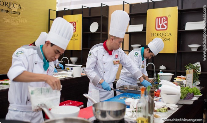 Cuộc thi Chiếc Thìa Vàng luôn thu hút sự quan tâm và tham của các đầu bếp chuyên nghiệp trong cả nước.