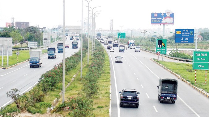 Cao tốc Hà Nội - Bắc Giang một trong những dự án được hưởng nhiều ưu đãi từ cơ chế chỉ định thầu. Ảnh: Trọng Đảng.