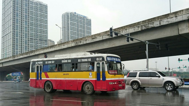 Cty Cổ phần Ô tô Vận tải Hà Tây không cung cấp đủ phương tiện trong vòng 60 ngày cho tuyến xe buýt 72 như điều khoản đã cam kết.
