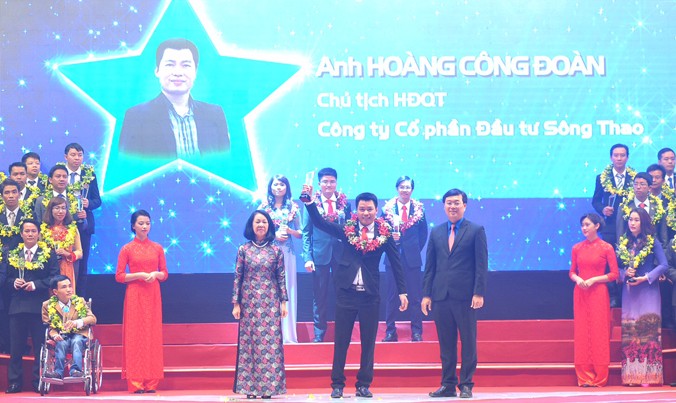 Anh Hoàng Công Đoàn - Chủ tịch HĐQT Cty CP Sông Thao, là một trong 10 Doanh nhân trẻ khởi nghiệp xuất sắc nhất năm 2016. Ảnh: Xuân Tùng.