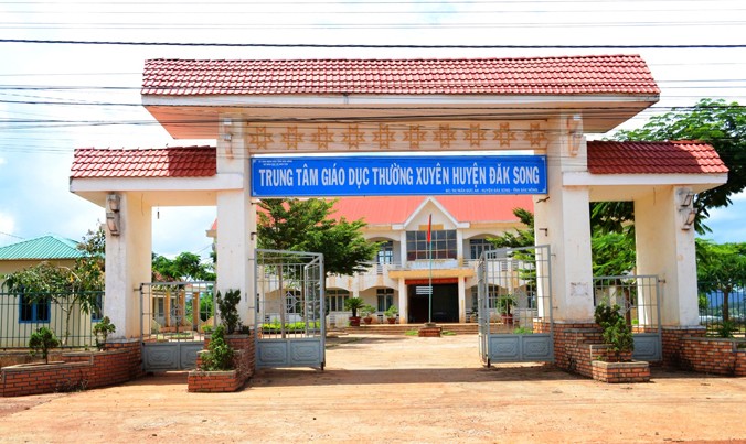 Trung tâm Giáo dục thường xuyên huyện Đắk Song (Đắk Nông).
