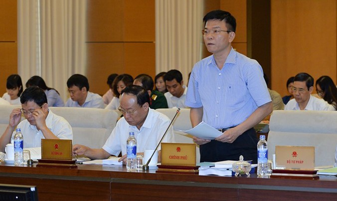 Bộ trưởng Bộ Tư pháp Lê Thành Long tại cuộc họp ngày 3/10.