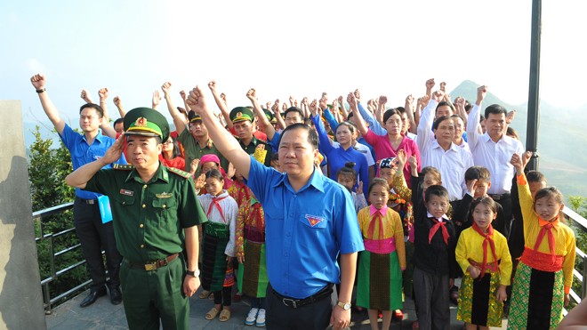Từ khi ra đời, Hội LHTN Việt Nam đã tập hợp rộng rãi các tầng lớp thanh niên yêu nước, cùng toàn Đảng, toàn quân, toàn dân xây dựng và bảo vệ vững chắc Tổ quốc Việt Nam XHCN. Ảnh: Xuân Tùng.