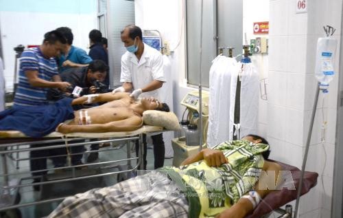 Một số nạn nhân tại bệnh viên đa khoa tỉnh Đắk Nông. Ảnh: TTXVN