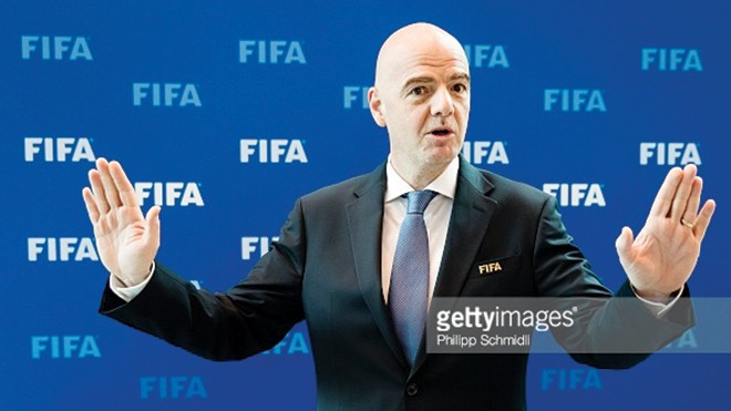 Chủ tịch FIFA Infantino thông báo về các giải thưởng hằng năm của FIFA. Ảnh: GETTY IMAGES.