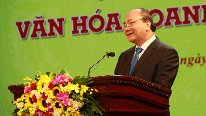 Thủ tướng Nguyễn Xuân Phúc phát động “Xây dựng văn hóa doanh nghiệp Việt Nam”. Ảnh: Toan Toan.