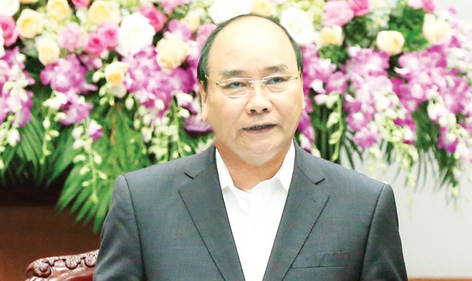 Thủ tướng Nguyễn Xuân Phúc phát biểu tại cuộc họp thường kỳ Chính phủ tháng 11/2016. Ảnh: TTXVN.