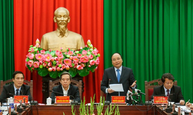 Thủ tướng Nguyễn Xuân Phúc làm việc với lãnh đạo chủ chốt của tỉnh Phú Thọ.